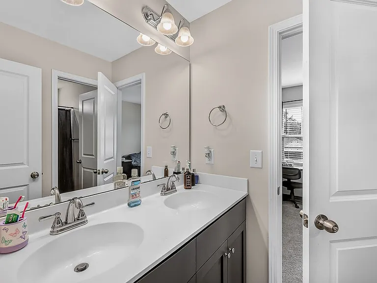 312 Cotton Hill Pl — Photo 28