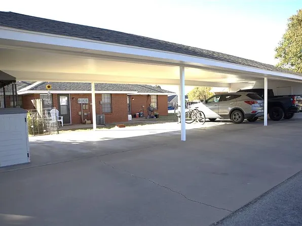 1800 Suzanne Dr, Weatherford, OK 73096
