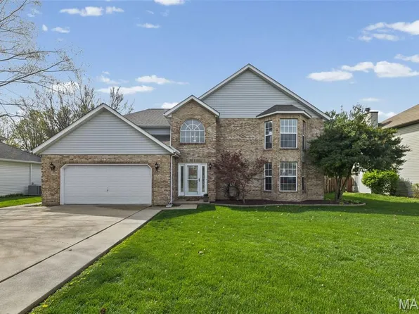 710 Baron Dr, Swansea, IL 62226