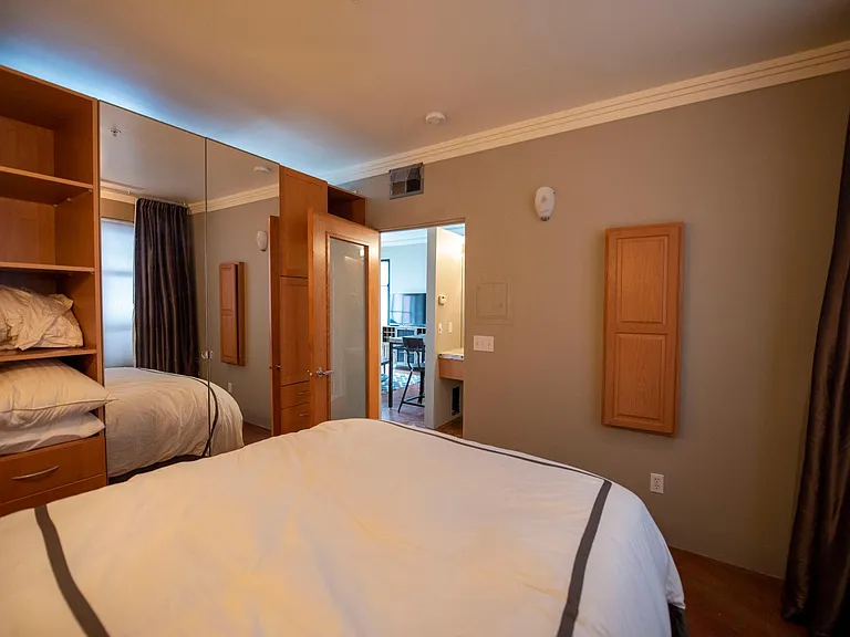 336 W Broadway #310 — Photo 16