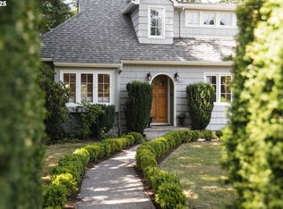 4067 SW Kanan Dr, Portland, OR 97221