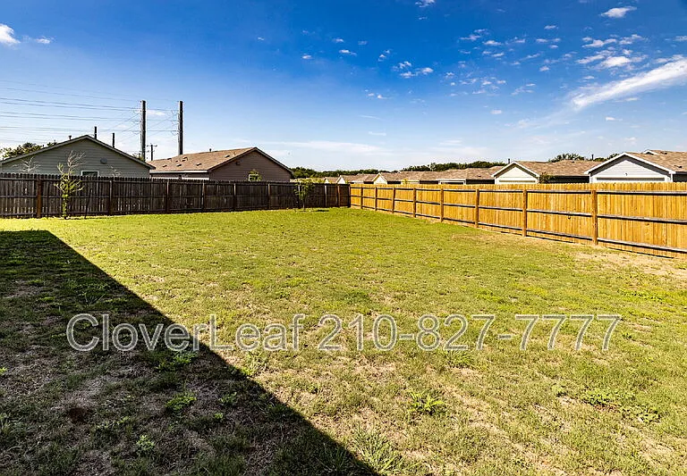 4407 Grassland Pass — Photo 34