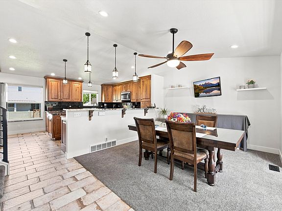 5th image of 1896 W Orchard View Cir
