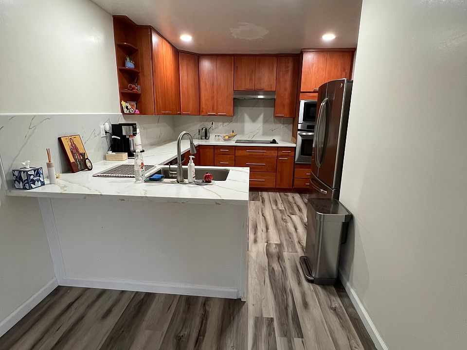 1st image of 1619 Beck Dr #A