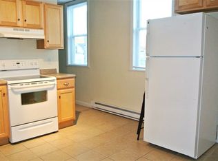 211 Park Ave APT 3, Woonsocket, RI 02895