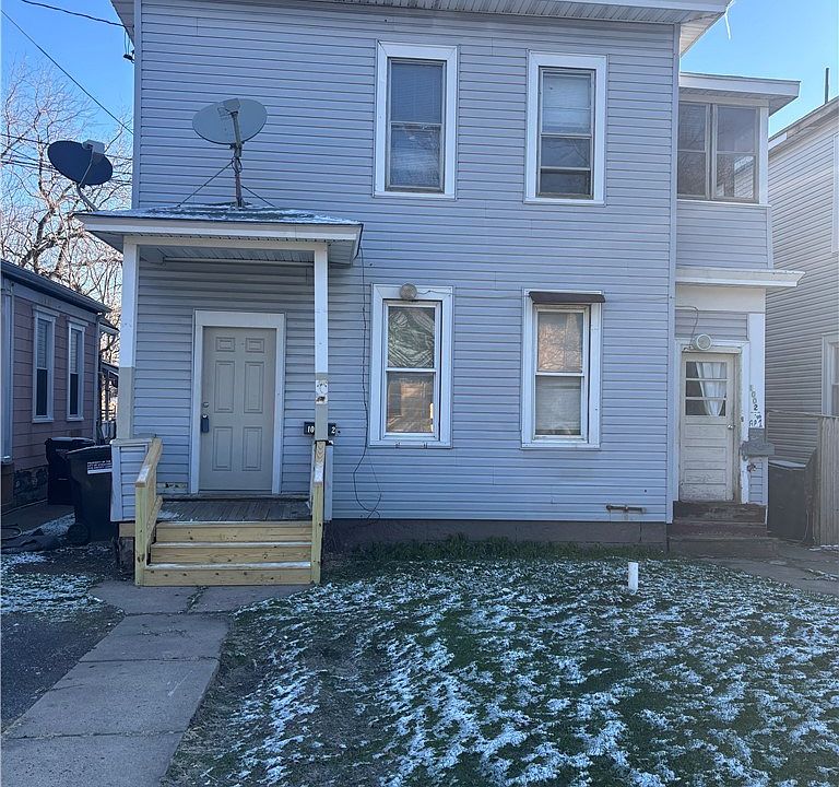 1st image of 1002 Spring St