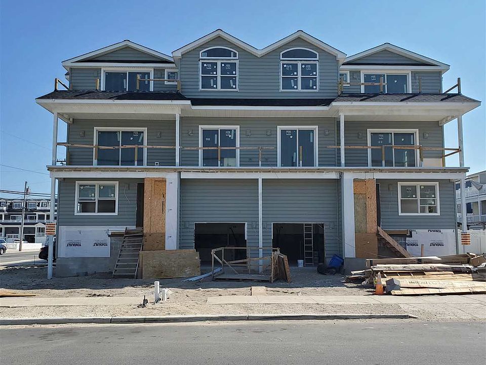 1st image of 25 57th St E