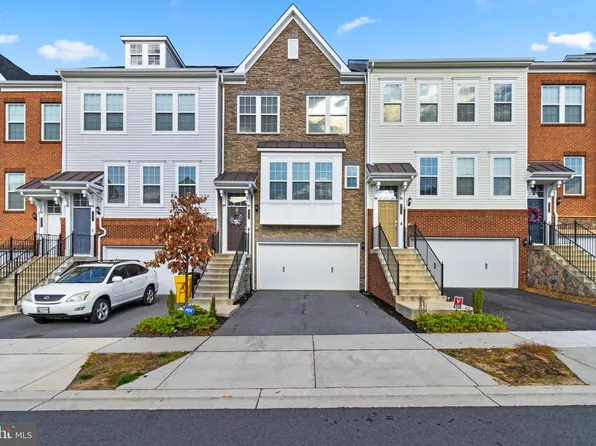 8267 Meadowood Dr, Hanover, MD 21076