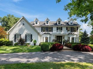 1 Boxwood Ln, Saint Louis, MO 63122