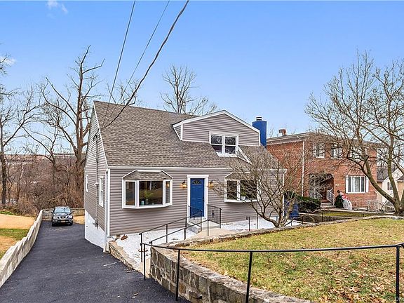 2nd image of 148 Bushey Ave