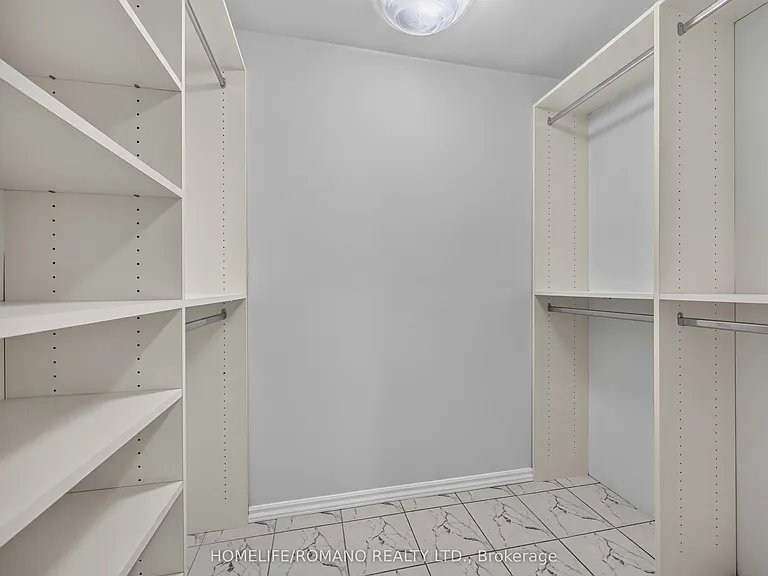61 Gas Light Cres #BASEMENT — Photo 31