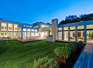 219 Further Ln, East Hampton, NY 11937
