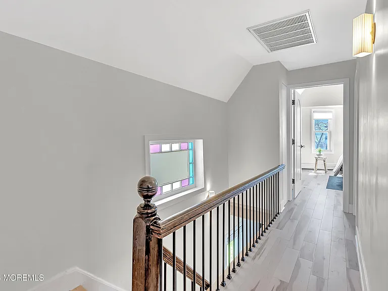 320 Ocean Park Ave — Photo 20