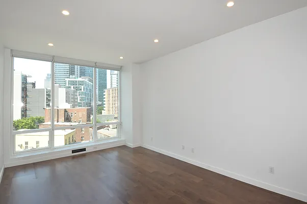 Rented by Modern Spaces | media 22