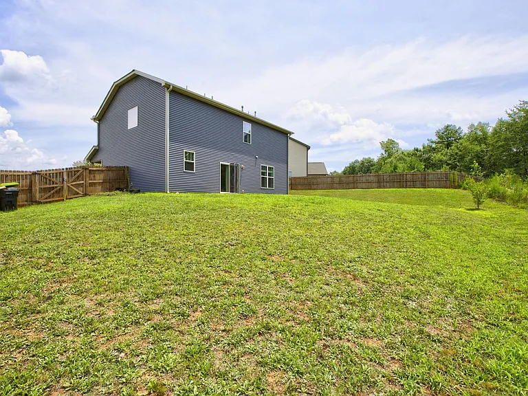 793 Silver Pines Ln — Photo 8