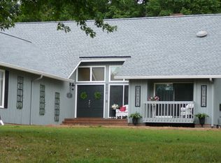 8200 Willow Glen Trl, Greensboro, NC 27455