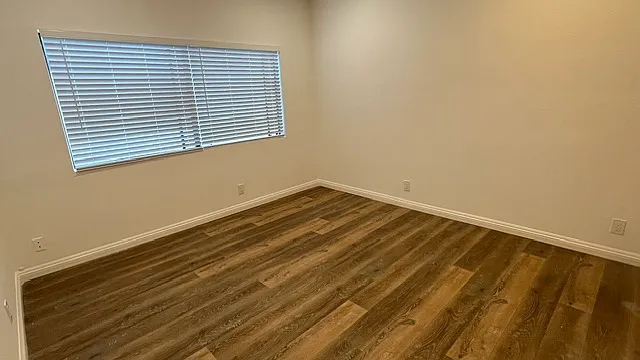 2 bed, 1050 sqft, $2,800 — Photo 3