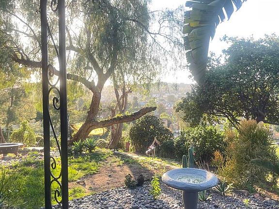 2nd image of 9126 Valencia St