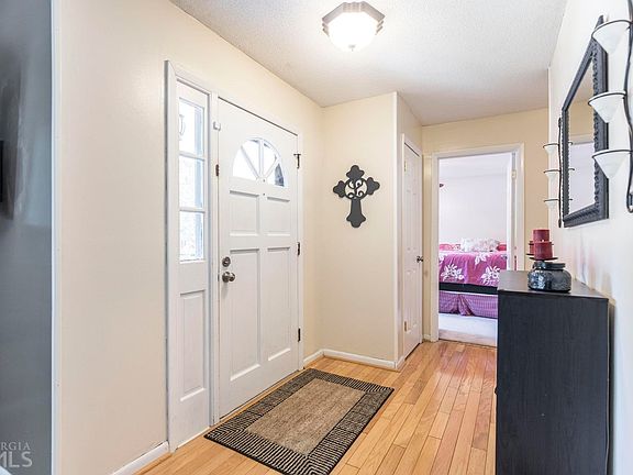 4th image of 105 Calle Mayor St
