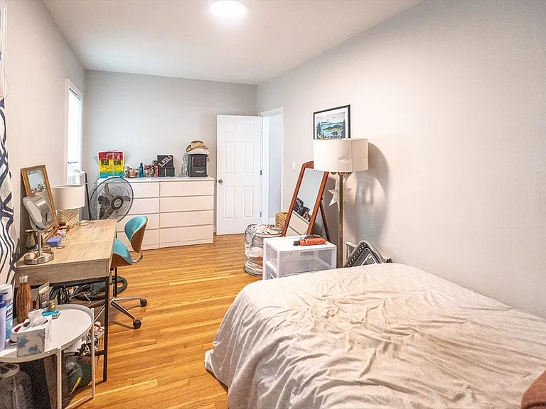 131 Summer St #1 — Photo 9
