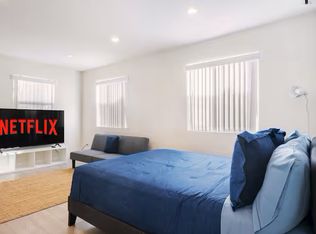 2239 N Niagara St #101, Burbank, CA 91504