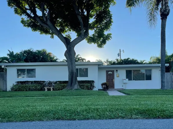 555 NE 4th Ave, Boca Raton, FL 33432