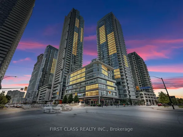 4070 Confederation Pkwy #1204, Mississauga, ON L5B 0E9