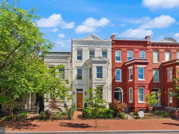 324 E St NE, Washington, DC 20002