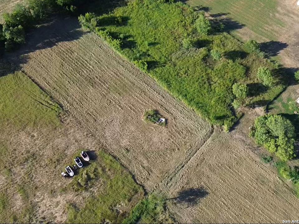 2nd image of 15487 Ess rd LOT 4B