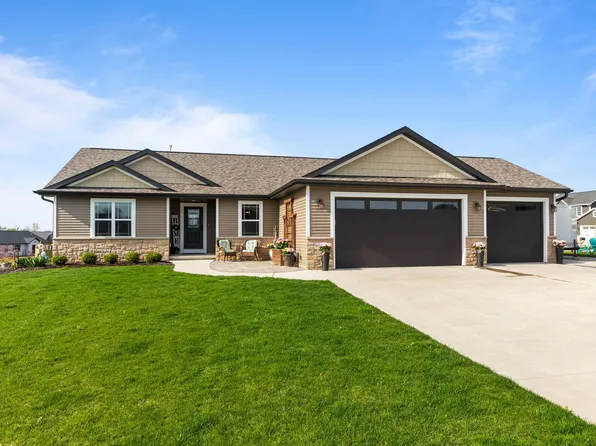 W6558 Parkview Dr, Greenville, WI 54942