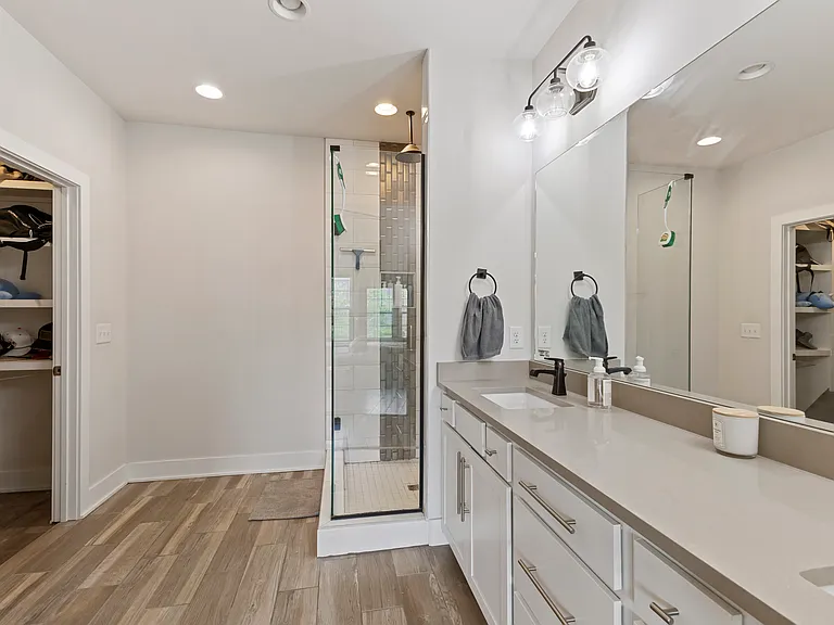 122C Oceola Ave — Photo 7