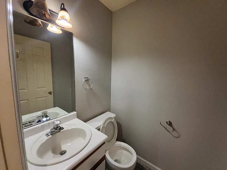 58 Meadowlark Ln — Photo 9