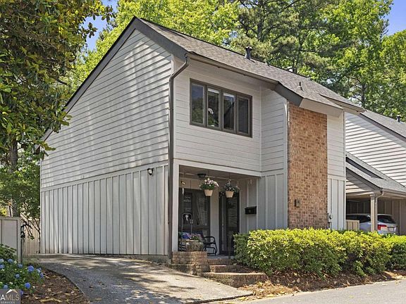 2nd image of 2476 Cedar Canyon Ct SE