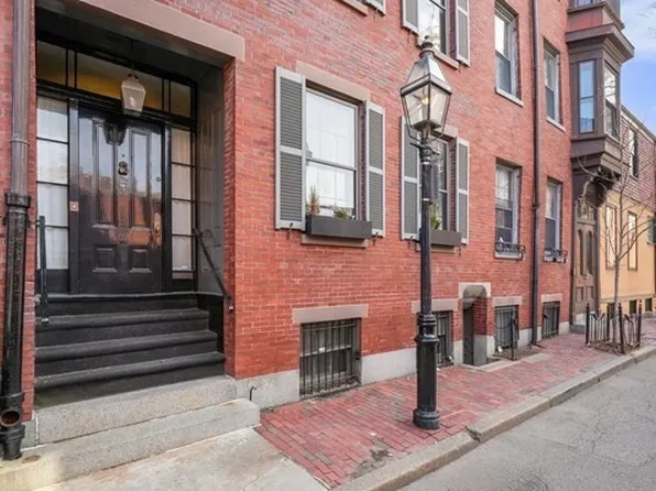 52 River St, Boston, MA 02108