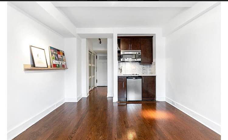 1st image of 320 E 42nd St APT 1508