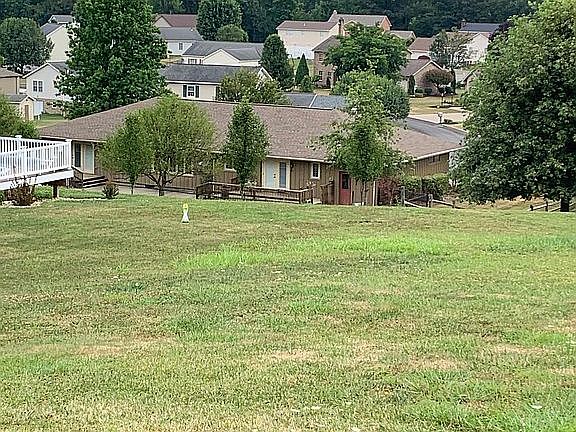View from upper
Colonial. 