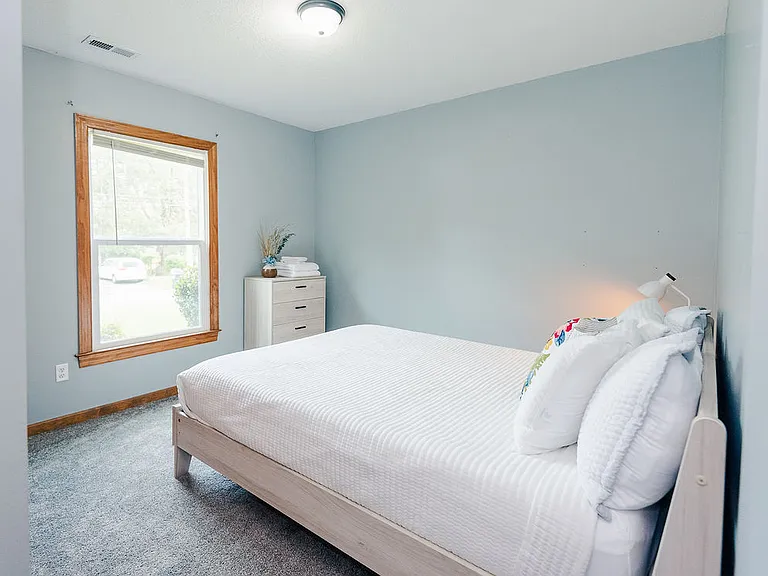 405 W Highland Ave #1 — Photo 11