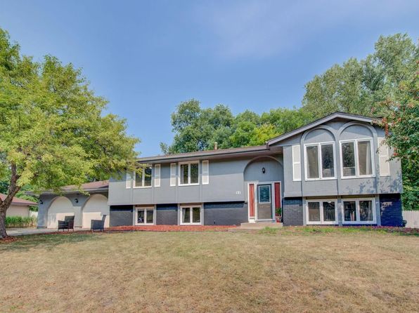 121 Chaparral Dr