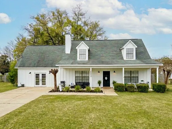 2607 Marquette Dr, Dothan, AL 36303