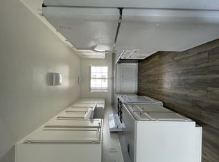 Lido Apartments - 4280 Lindblade Dr, Los Angeles, CA 90066