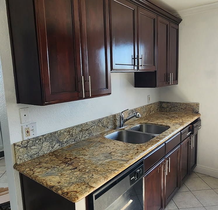 1st image of 3924 W 113th St APT 11