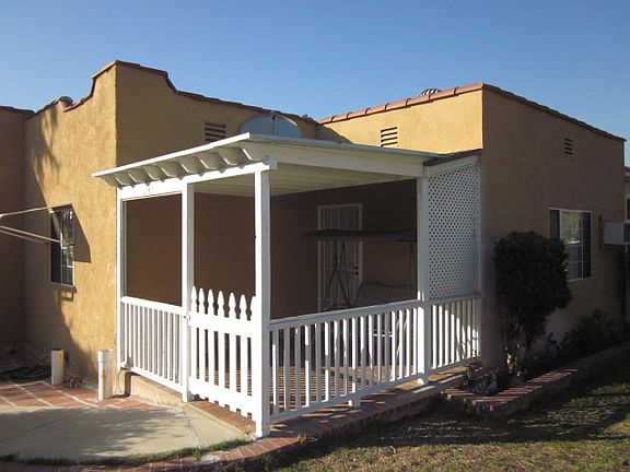 3rd image of 1145 E Palmer Ave
