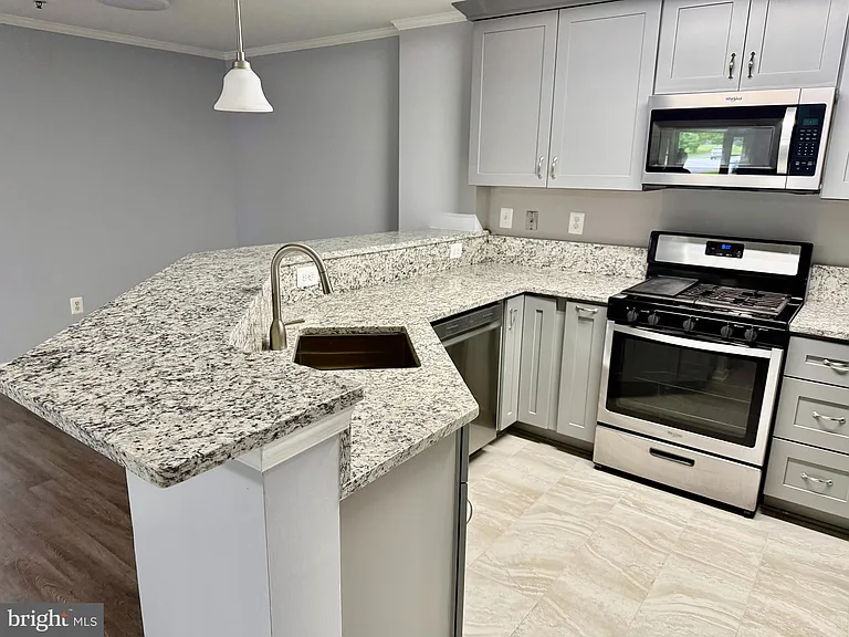 18821 Sparkling Water Dr #2/101 — Photo 3