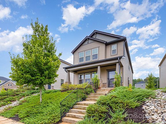 3rd image of 4003 Armstrong Farm Dr