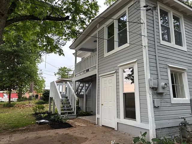 204 S Candler St — Photo 8