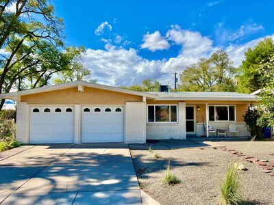 235 Luna Ave NE, Los Lunas, NM, 87031