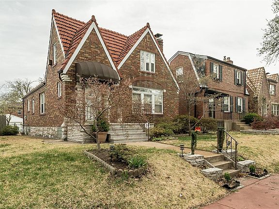 2nd image of 5842 Loran Ave