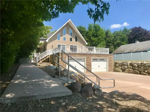 804 County Route 5, Pulaski, NY 13142