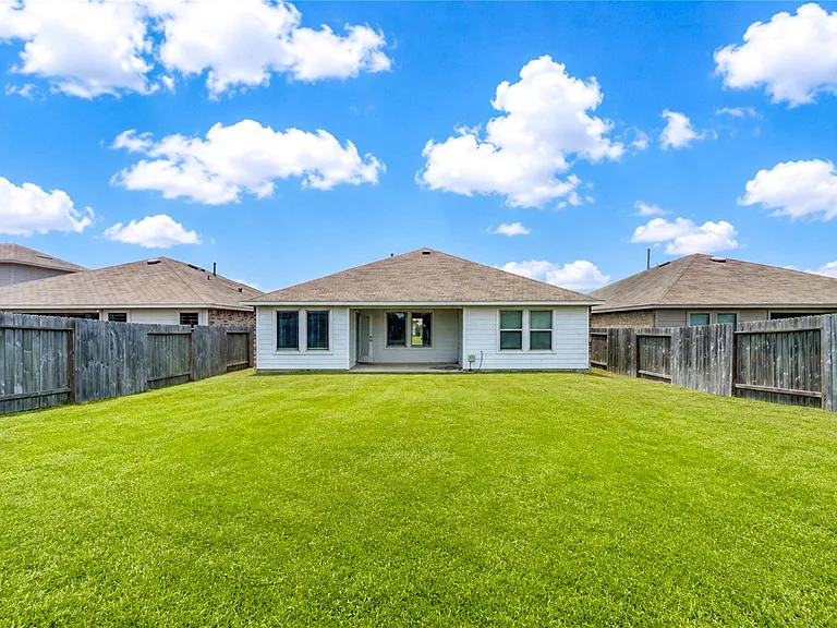 21315 Pine Mill Dr — Photo 37