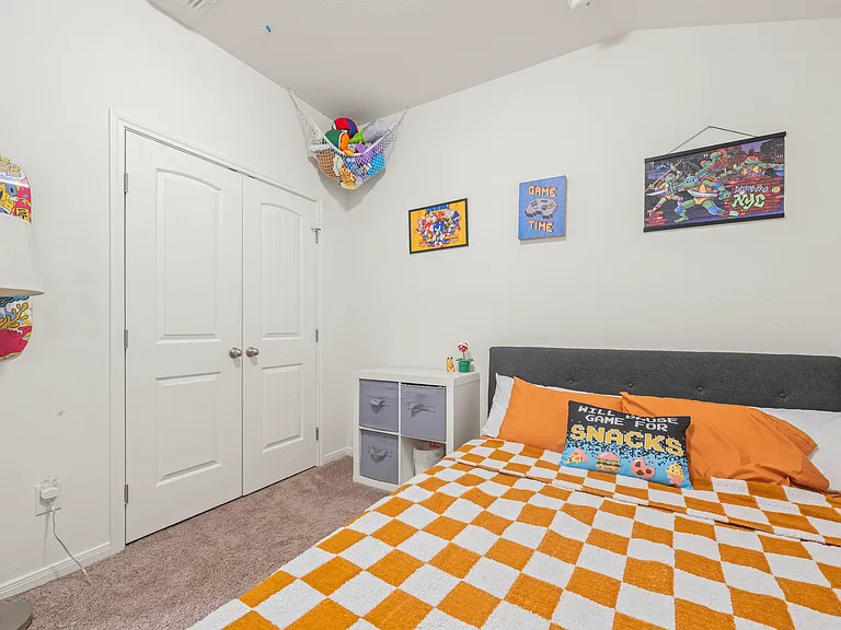 9802 Tarabon Dr — Photo 15